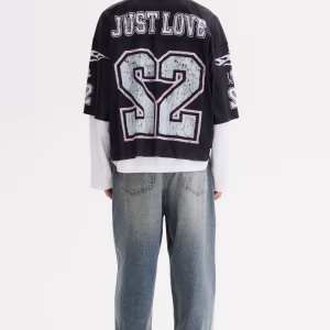 H&M Men’s Oversized Fit Printed T-shirt